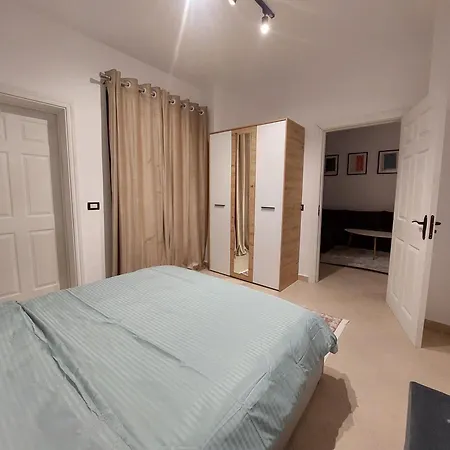 Center Nr 6 Lägenhet *