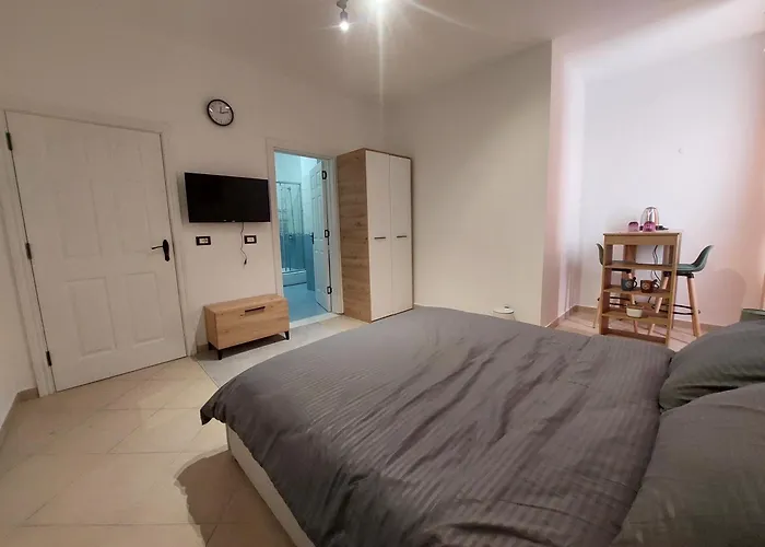 Center Nr 6 דירה